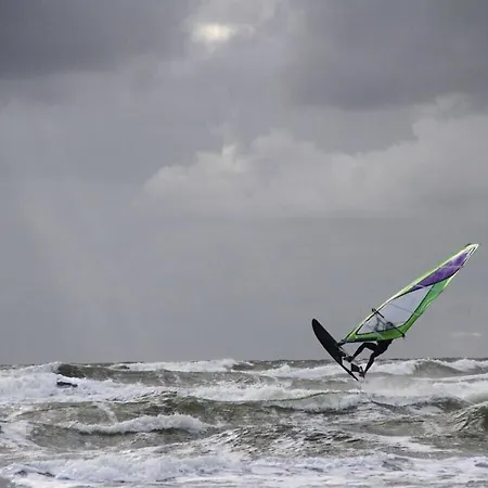 Cosy Near Town Centre
